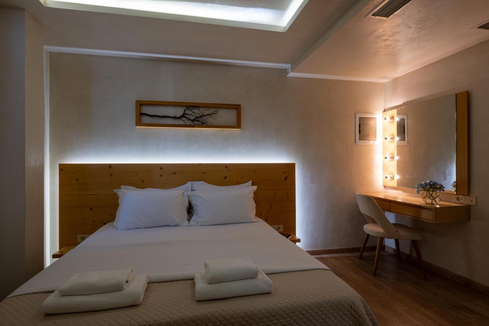 Panellinion Luxury Rooms Kalamata Eksteriør billede