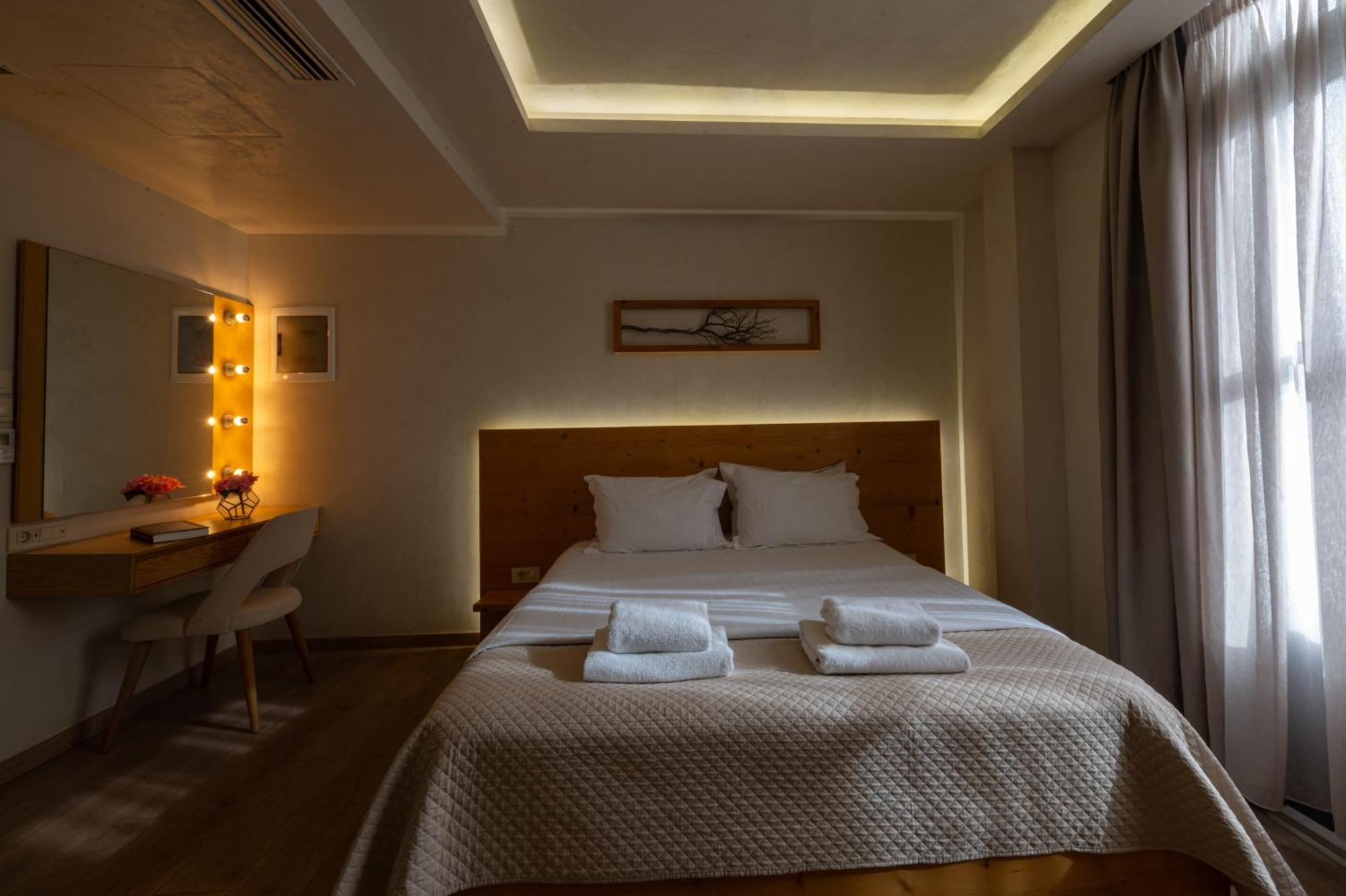 Panellinion Luxury Rooms Kalamata Eksteriør billede