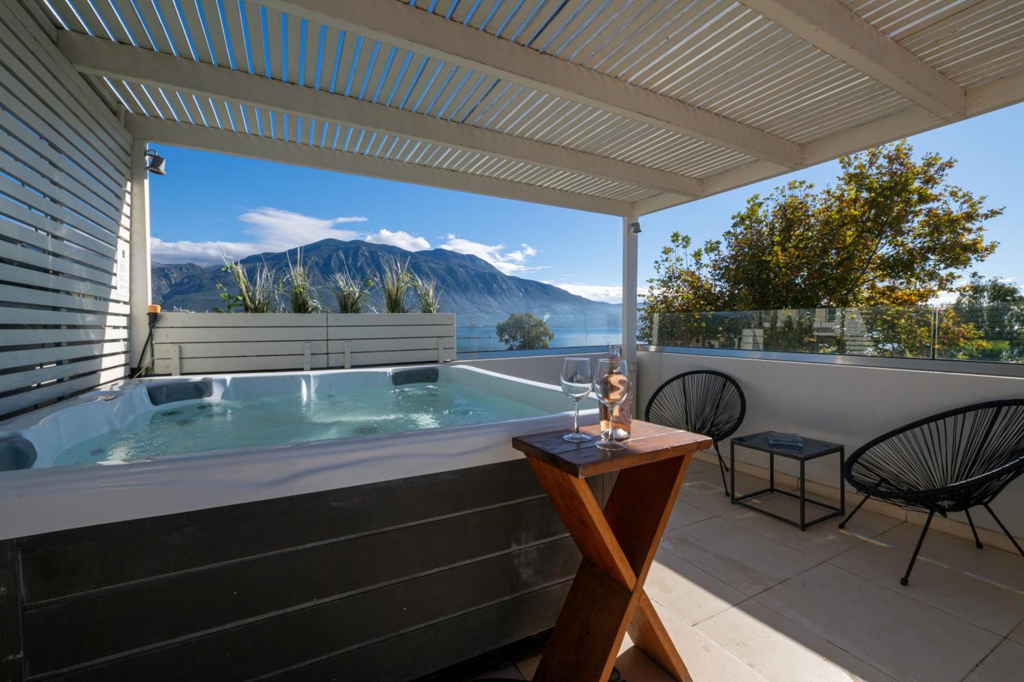 Panellinion Luxury Rooms Kalamata Eksteriør billede