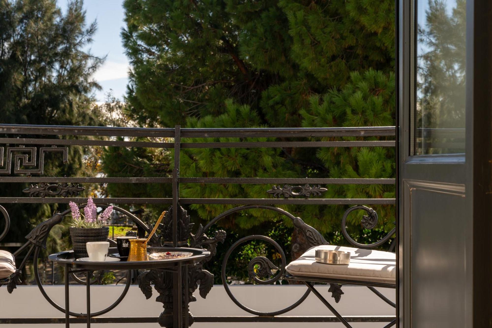 Panellinion Luxury Rooms Kalamata Eksteriør billede